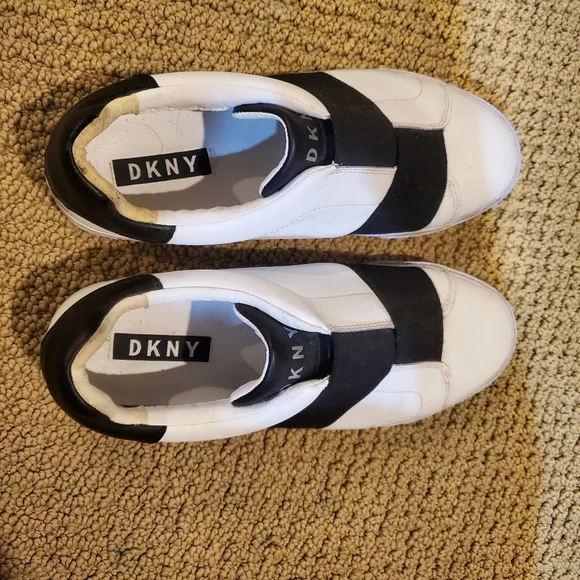 DKNY White and Black Slip-On Sneakers - Picture 5 of 6